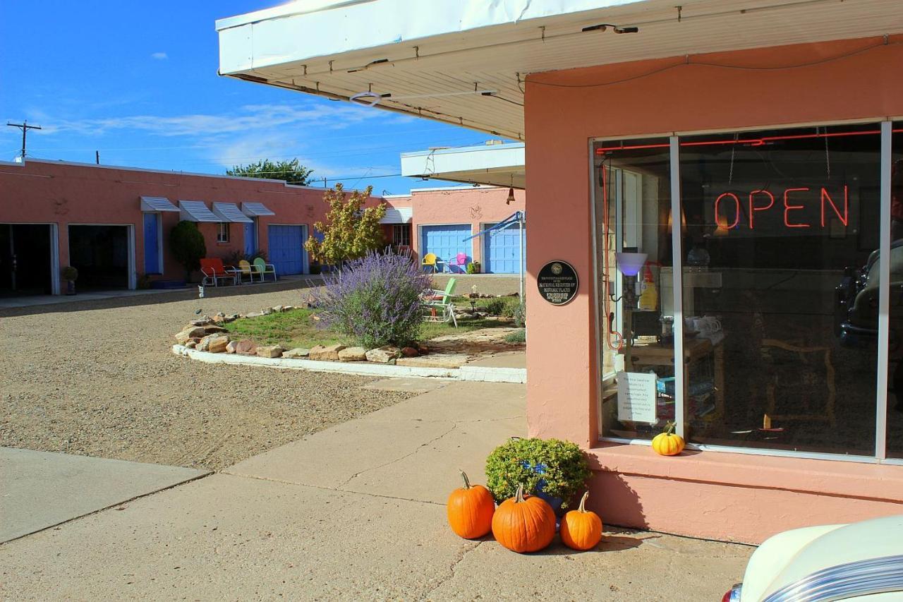 Blue Swallow Motel Tucumcari Eksteriør billede